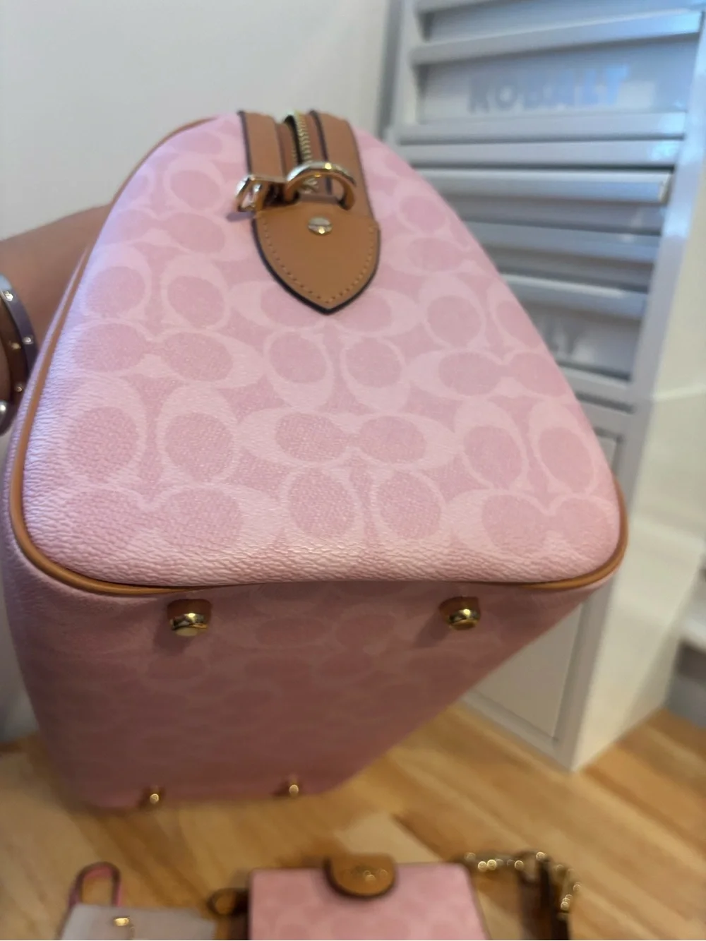 Coach Powder pink large rowan set